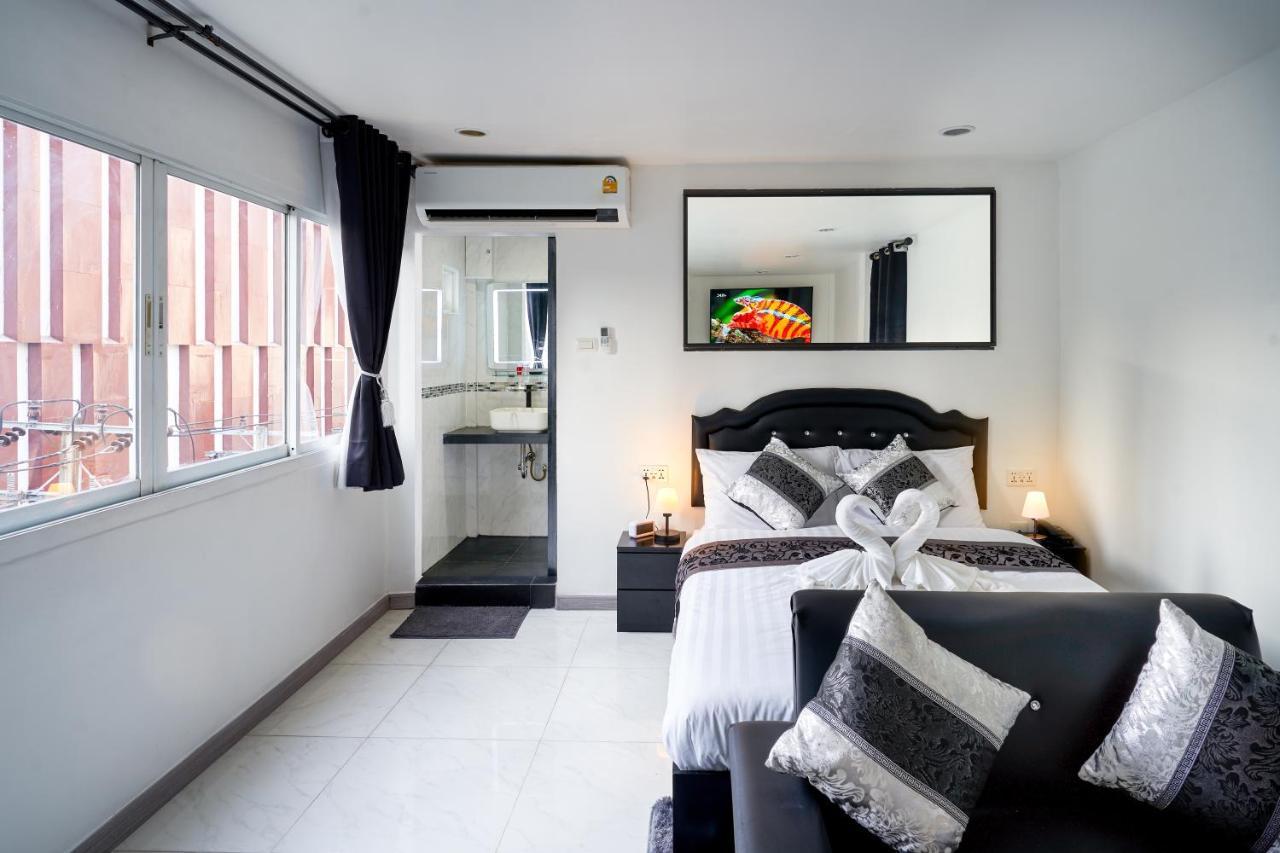 Thonglor Suites Hotel Bangkok Exterior foto